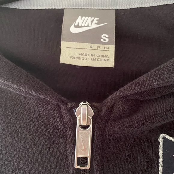 Rare Vintage Nike Velvet Sportswear - Picture 4 of 7